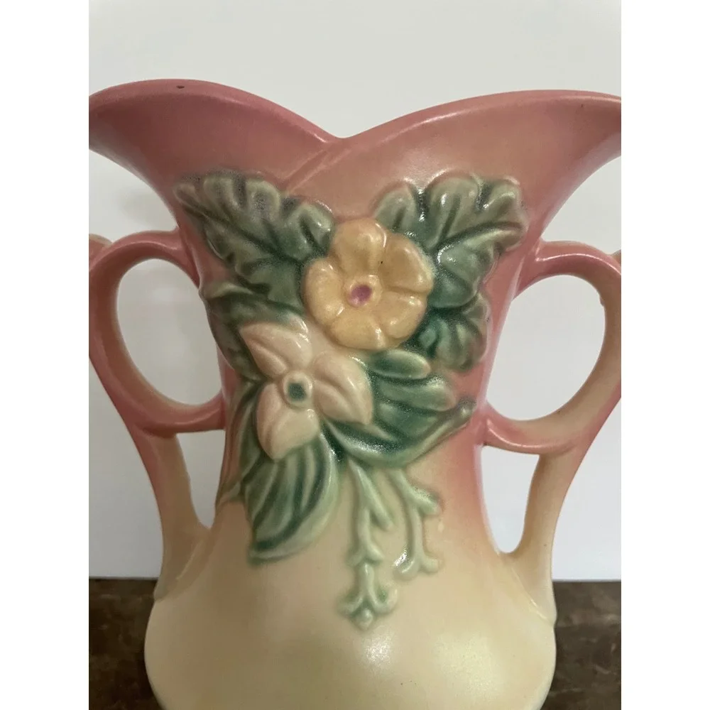 Hull Pottery hull art